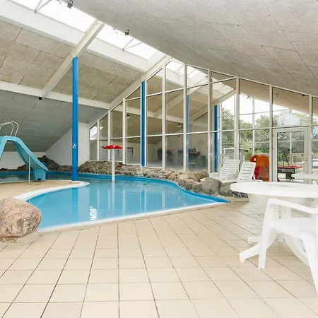 4 Person On A In Holiday home Hemmet